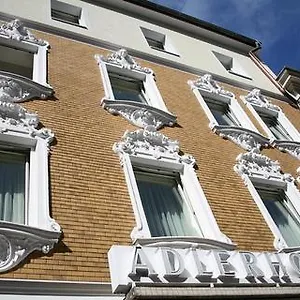 Adlerhof Alojamento de Acomodação e Pequeno-almoço
